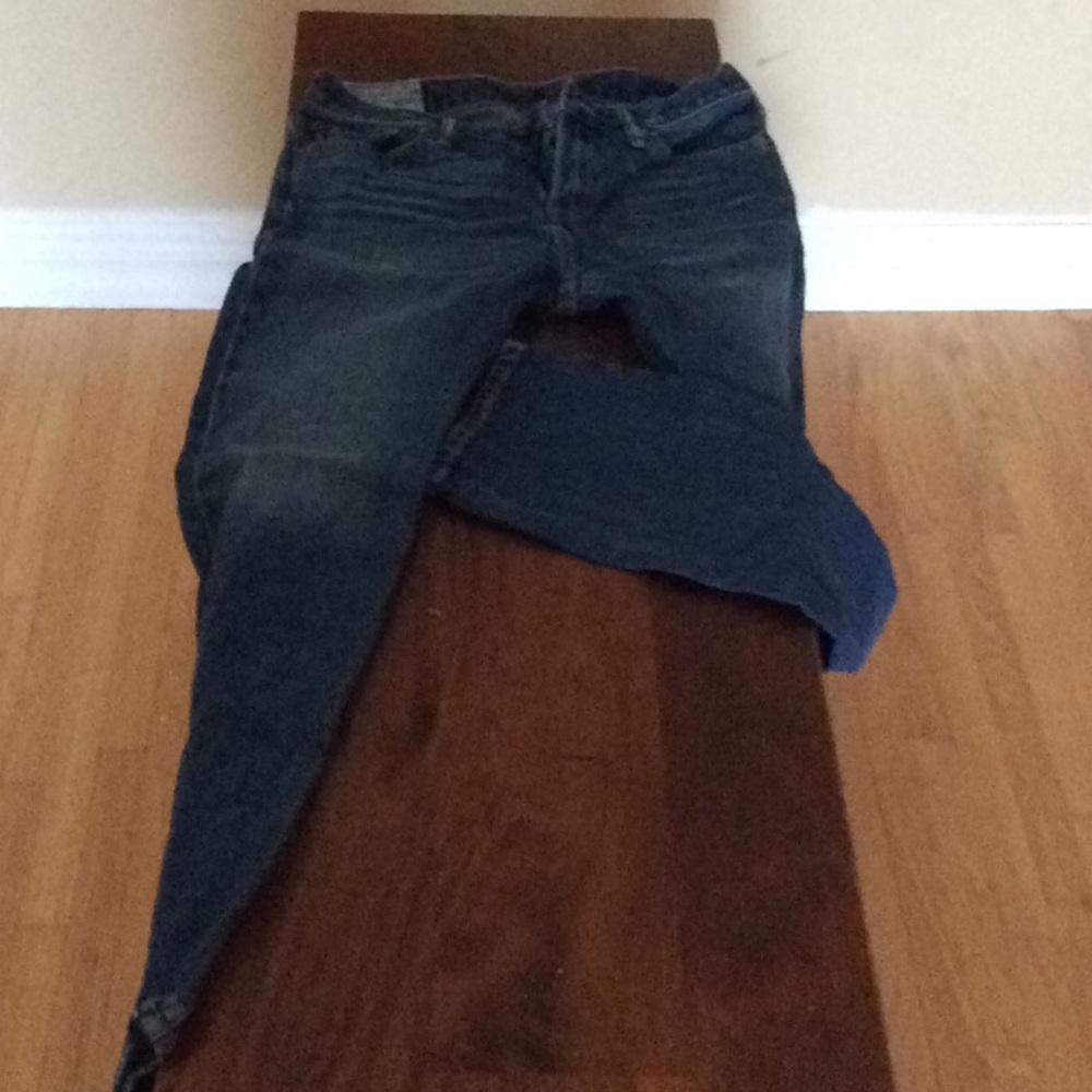 EZJN181130-1. Never worn jeans size 16.